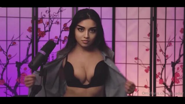 Zara Dar Zaradar Onlyfans undress shows off her big boobs